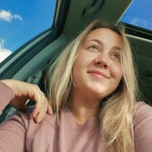 Meet your new posh bestie, Misha!